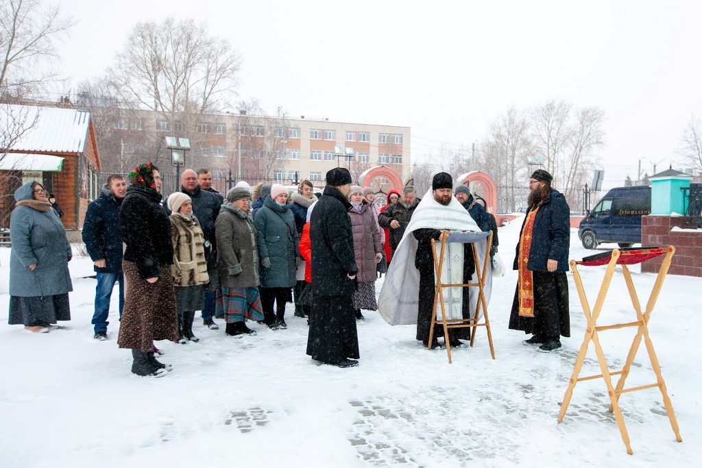 Новый День: На Урале провели крестный ход против коронавируса (ФОТО)