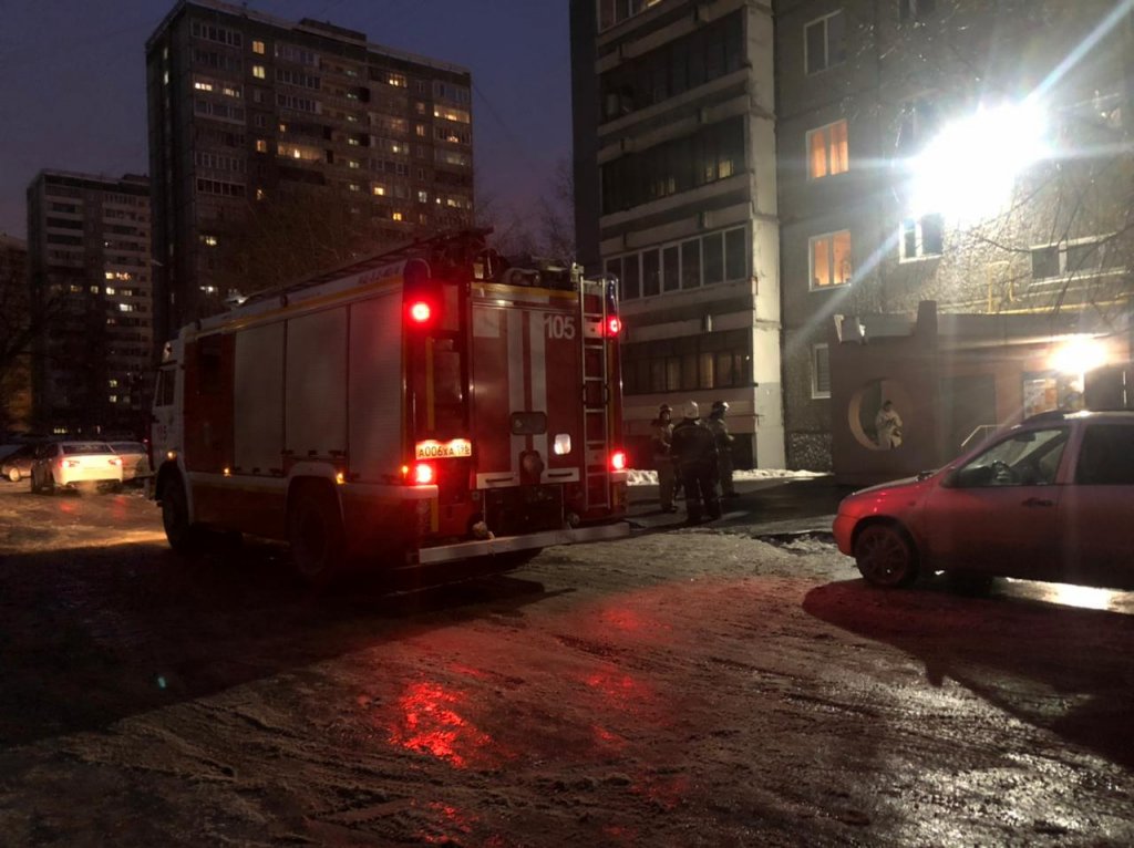 Новый День: На Юго-Западе Екатеринбурга в многоквартирном доме взорвался газ (ФОТО)