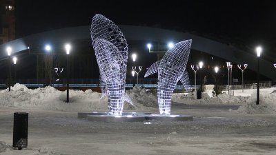 Скандальных китов на набережной в Челябинске демонтируют