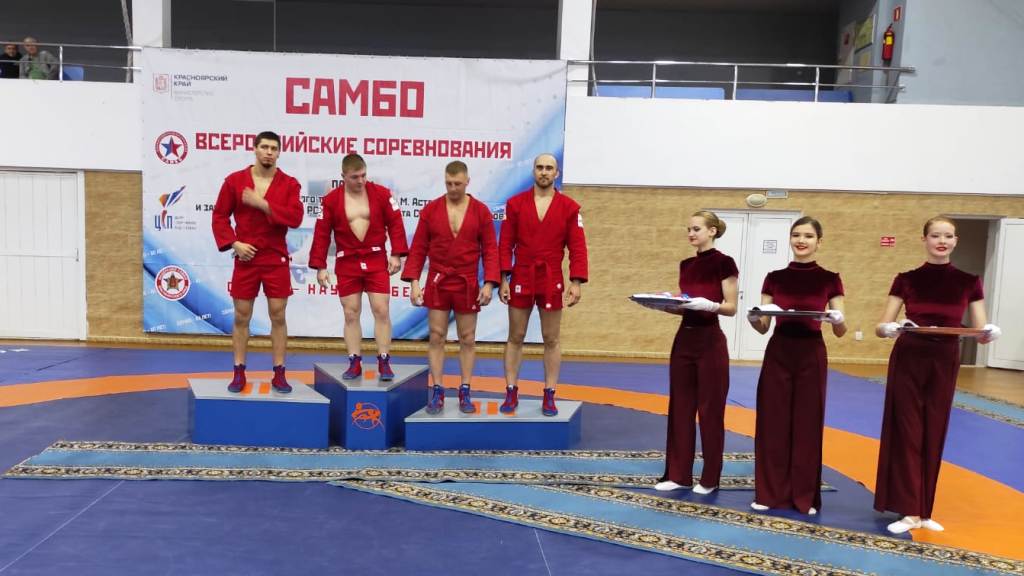 Новый День: Самбисты УГМК привезли с Всероссийского турнира 12 медалей. Пять из них – золотые (ФОТО)