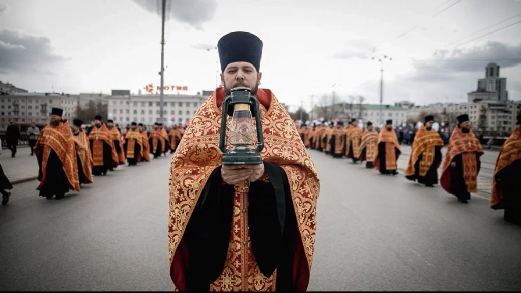 На крестный ход вышли 4500 уральцев (ФОТО, ВИДЕО)