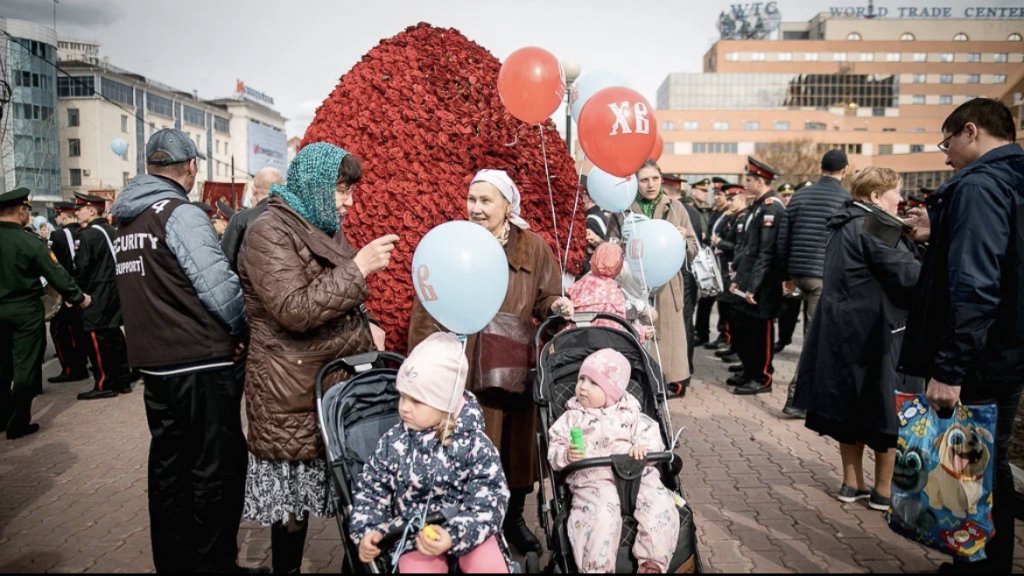 На крестный ход вышли 4500 уральцев (ФОТО, ВИДЕО)