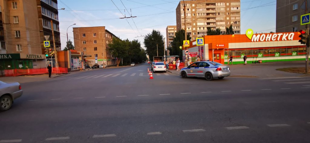 Новый День: В Екатеринбурге за три часа в ДТП пострадало трое детей (ФОТО)