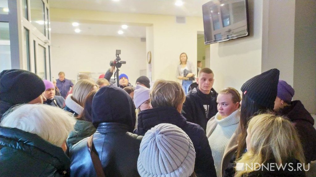 Новый День: Помогите нашим мужчинам! Жены мобилизованных Полевского пришли в мэрию (ФОТО, ВИДЕО)