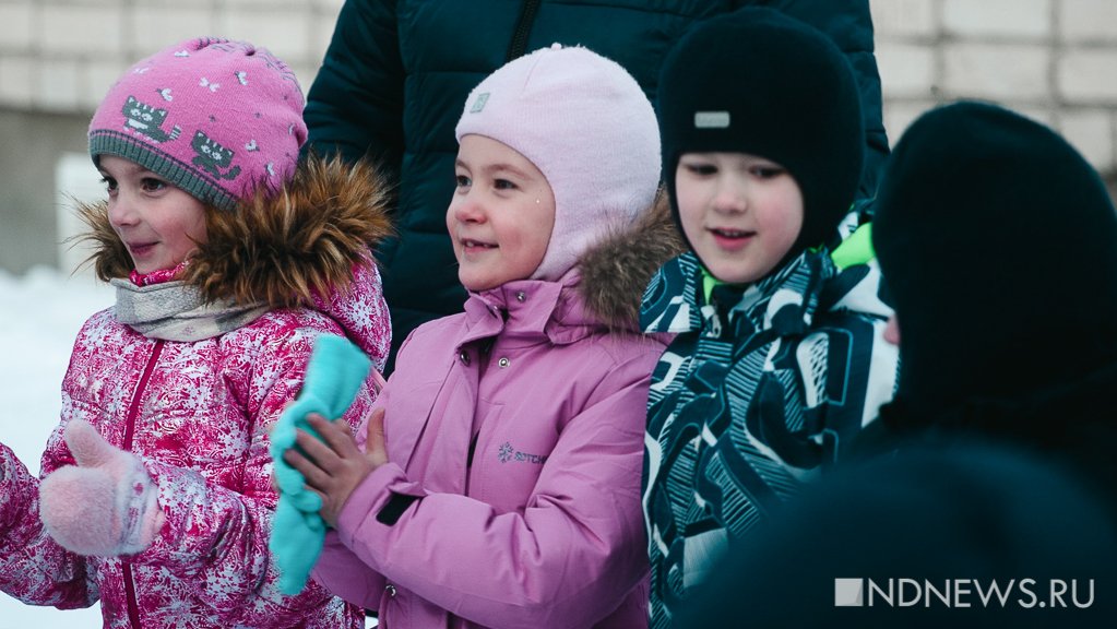 Новый День: Взрослые хихикают, дети в восторге. На Урале запустили Мусороежку (ФОТО, ВИДЕО)