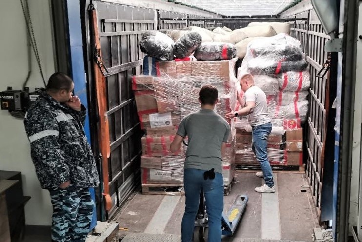 Новый День: Компания ФОРЭС отправила очередную фуру с гуманитарным грузом в зону спецоперации