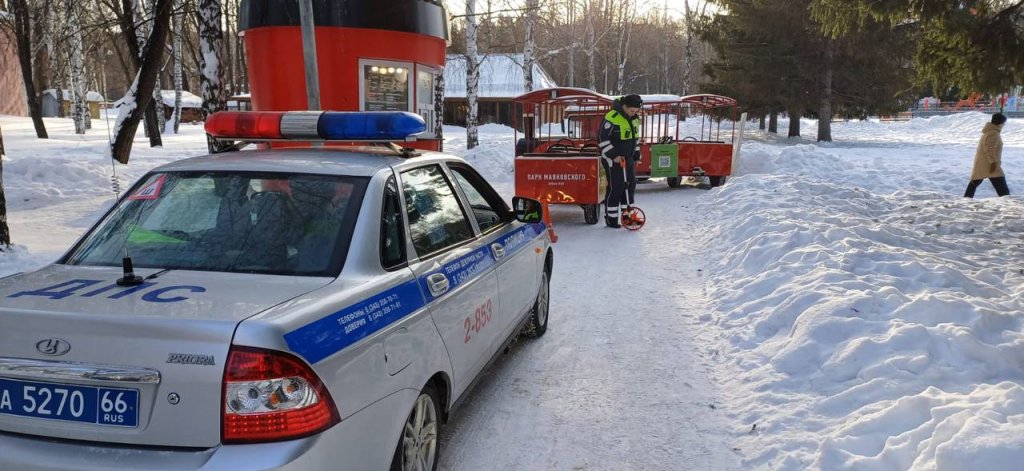 Новый День: В ЦПКиО детский паровозик сбил 13-летнего ребенка (ФОТО)