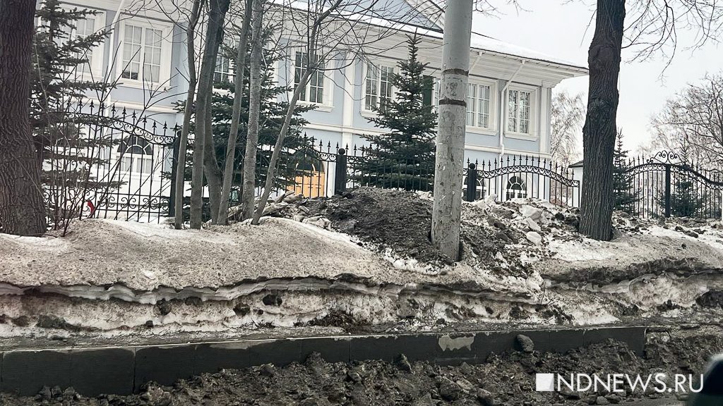 Новый День: Горы грязи ростом с человека: Екатеринбург снова превратился в Грязьбург (ФОТО)