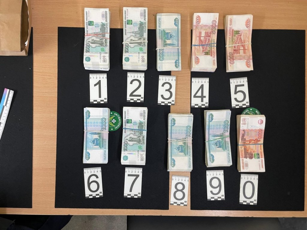 На екатеринбургском вокзале у мужчины украли рюкзак с 2 млн рублей (ФОТО)