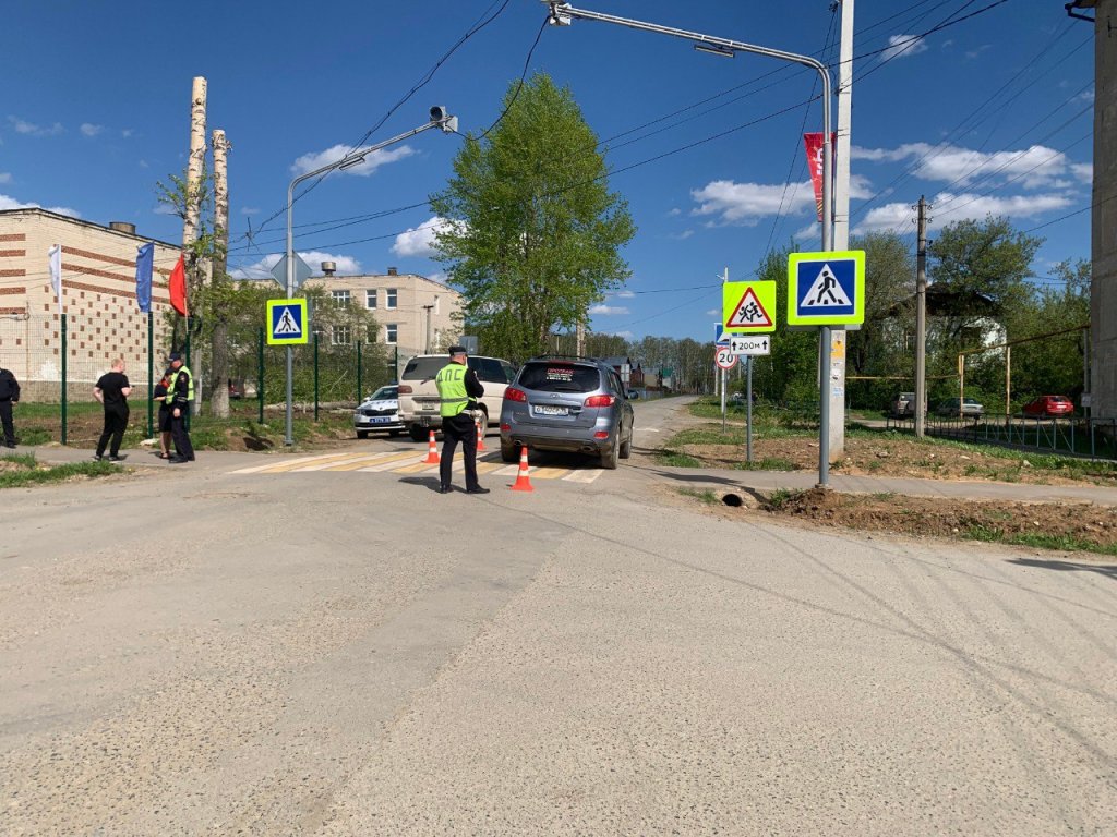 В Верхнем Дуброво автоледи сбила подростка на пешеходном переходе