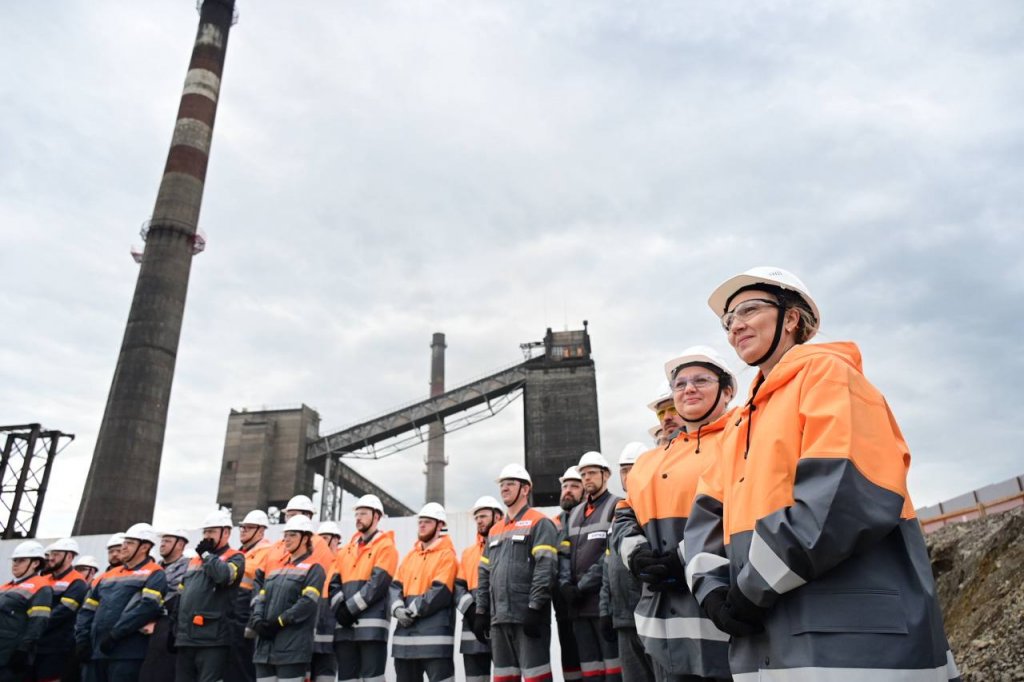 Паслер и руководство НТМК заложили плиту в основание новой коксовой батареи (ФОТО)
