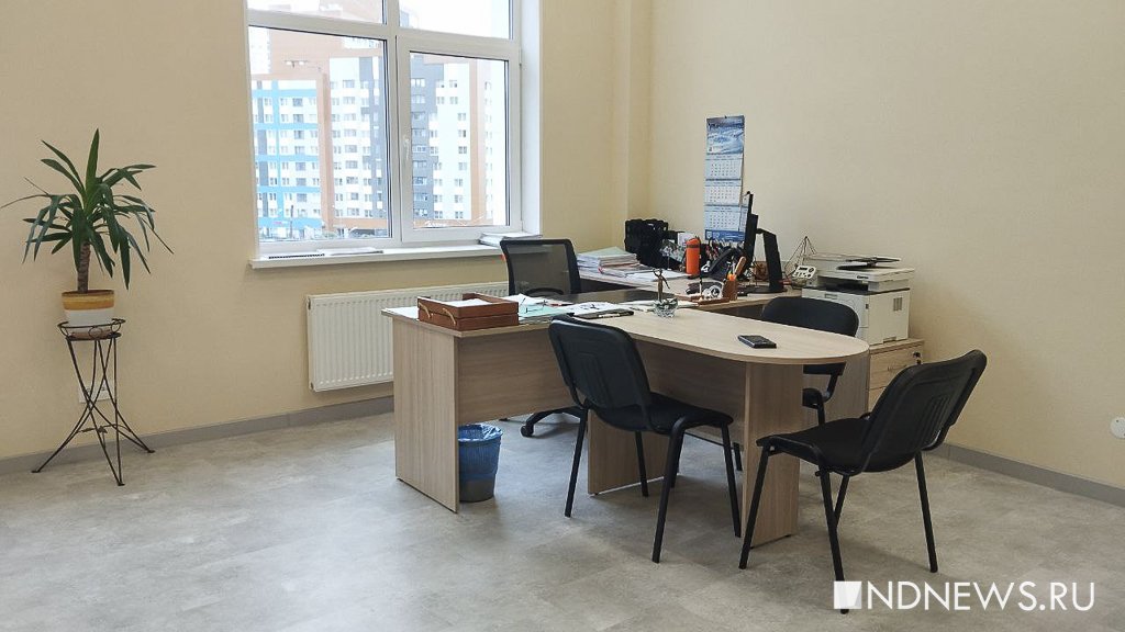 В Академическом открыли здание районной администрации в стиле неоклассицизма (ФОТО)