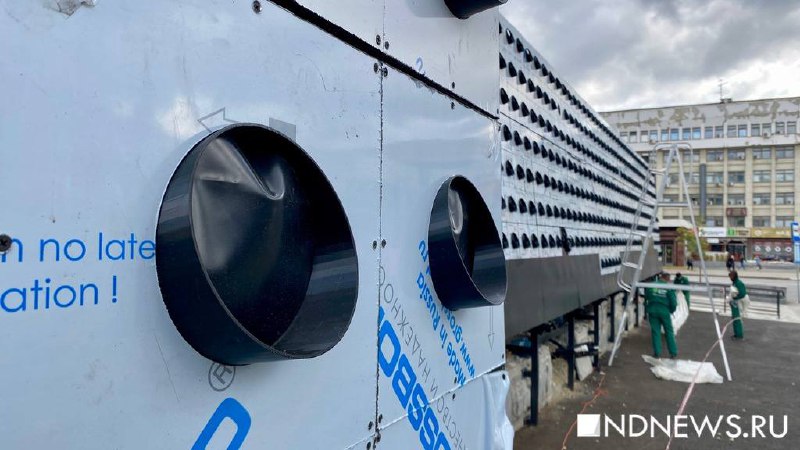 За мэрией устанавливают экосистему – сегодня ее озеленят