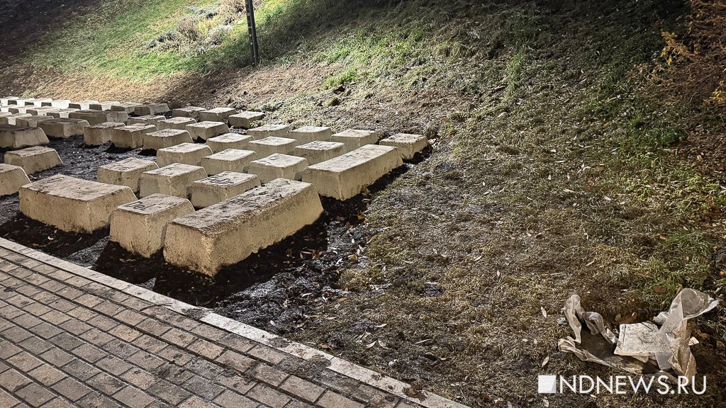 «С Лебедевым согласны». Туристы раскритиковали состояние памятника клавиатуре (ФОТО)