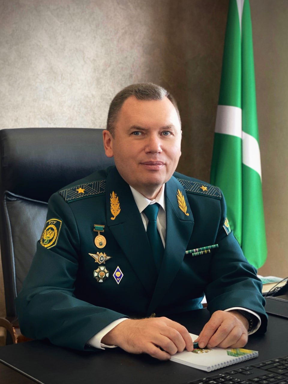 Начальник Уральского таможенного управления уходит на пенсию