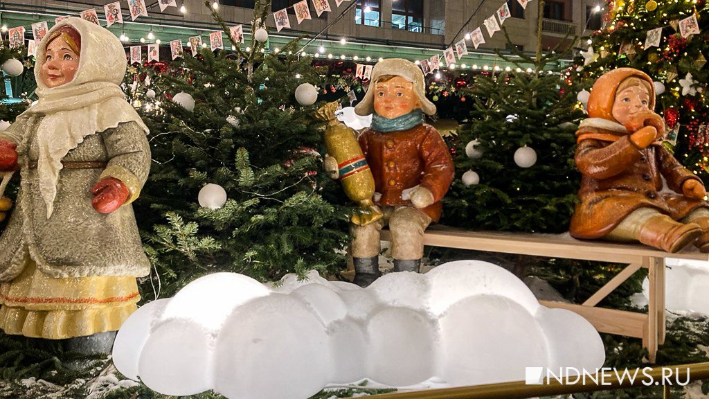 Огоньки, флажки, баранки. У россиян бум на украшение елки в советском и русском стиле