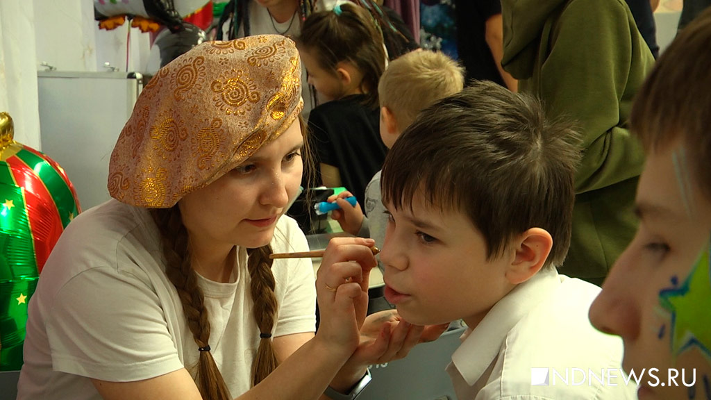 Энергетики устроили новогодний праздник для воспитанников детдома «Каравелла» (ВИДЕО)