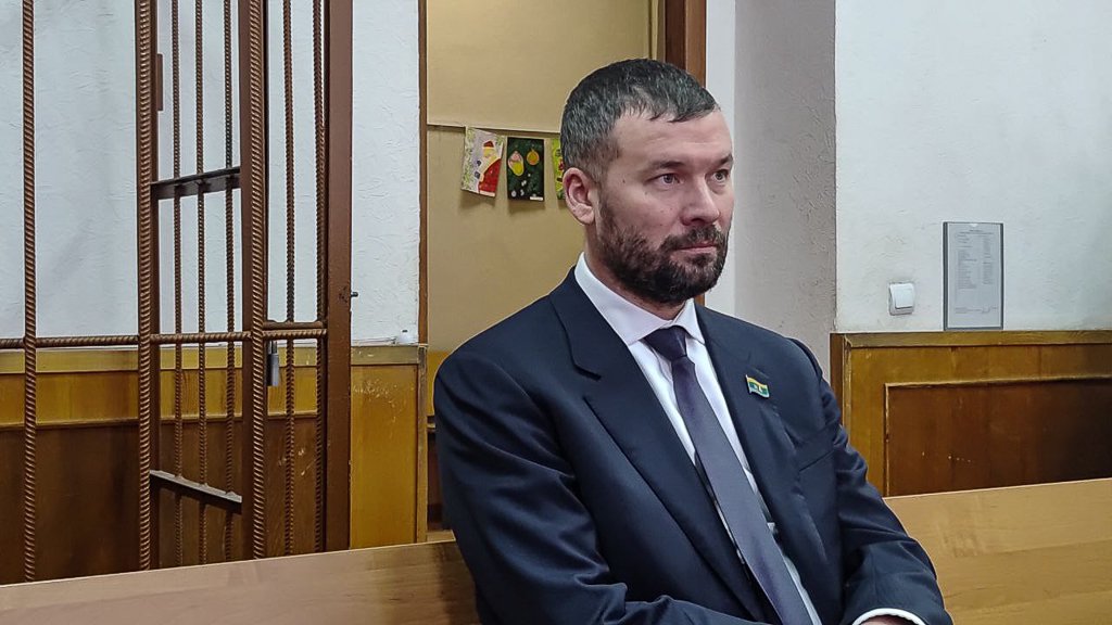 Депутата, обвиненного в картельного сговоре, признали невиновным (ФОТО)