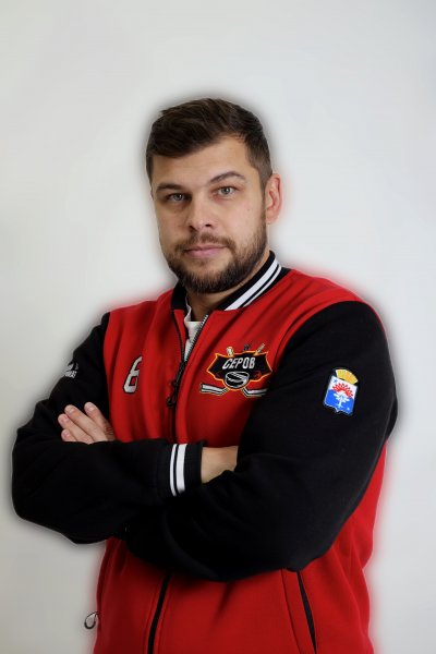 Уволенного по решению суда мэра Серова временно заменил бывший хоккеист