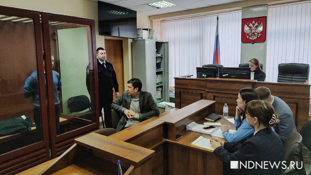 «Это неумышленно», – за мужчину, избившего подростка на Уктусе, заступились мать и жена (ФОТО)