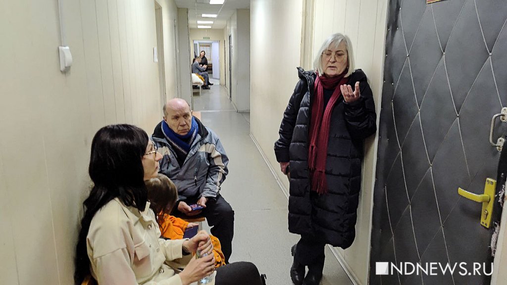 «Это неумышленно», – за мужчину, избившего подростка на Уктусе, заступились мать и жена (ФОТО)