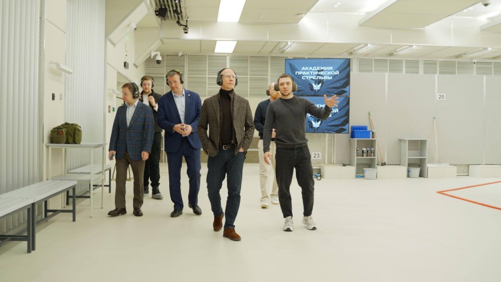 Главе Федерации дзюдо России показали квартал Архангела Михаила