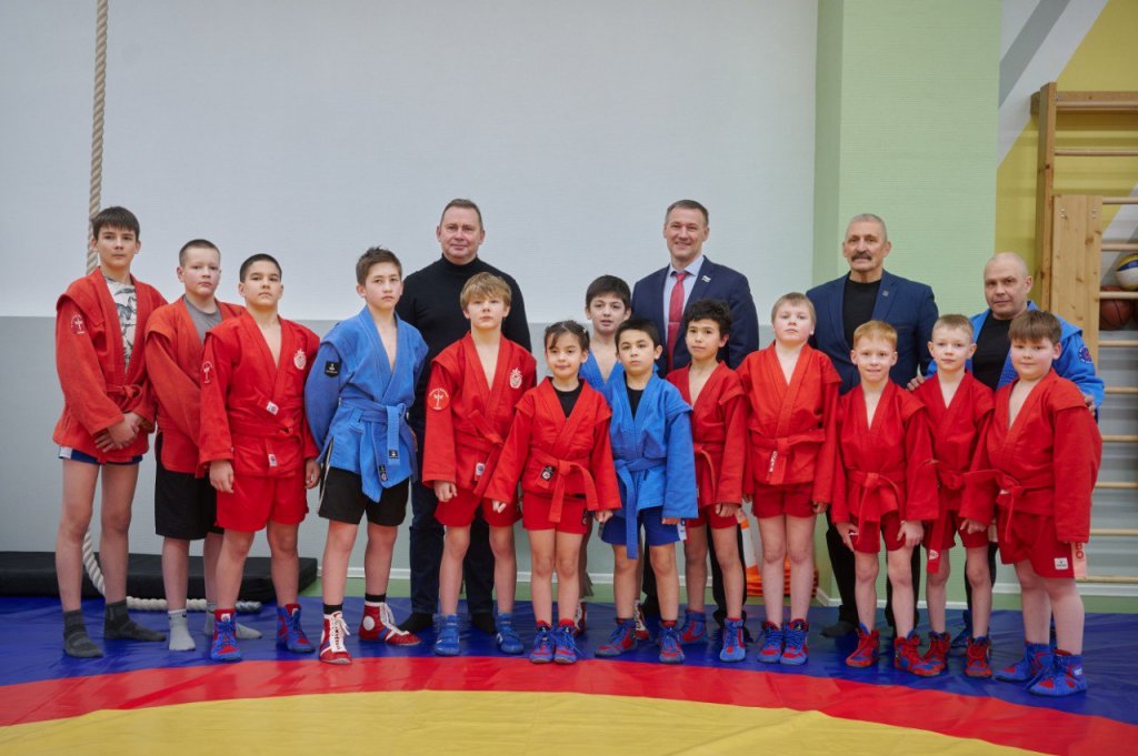 В Нижнем Тагиле развивается проект «Самбо в школу»