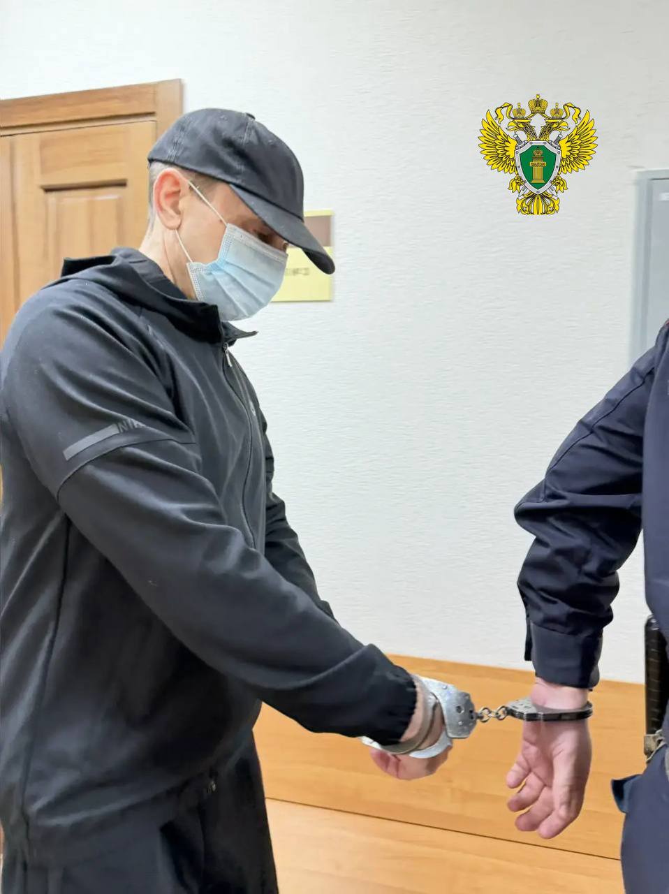 Прокурор потребовал для обвиняемого в убийстве 7 человек 14 лет 11 месяцев колонии