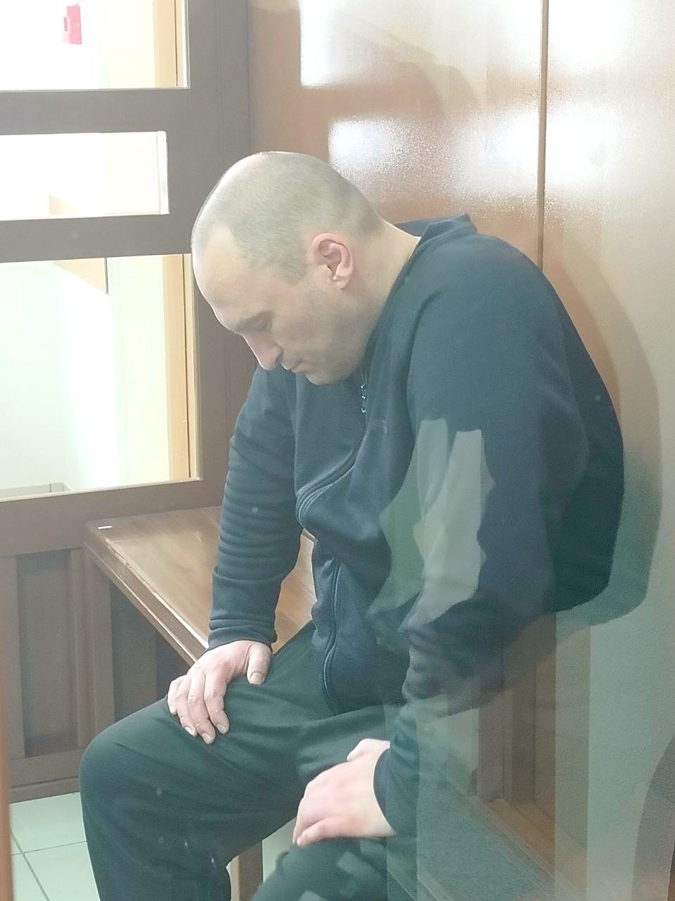 В Первоуральске судят водителя, который пьяным на угнанной машине насмерть сбил девочку