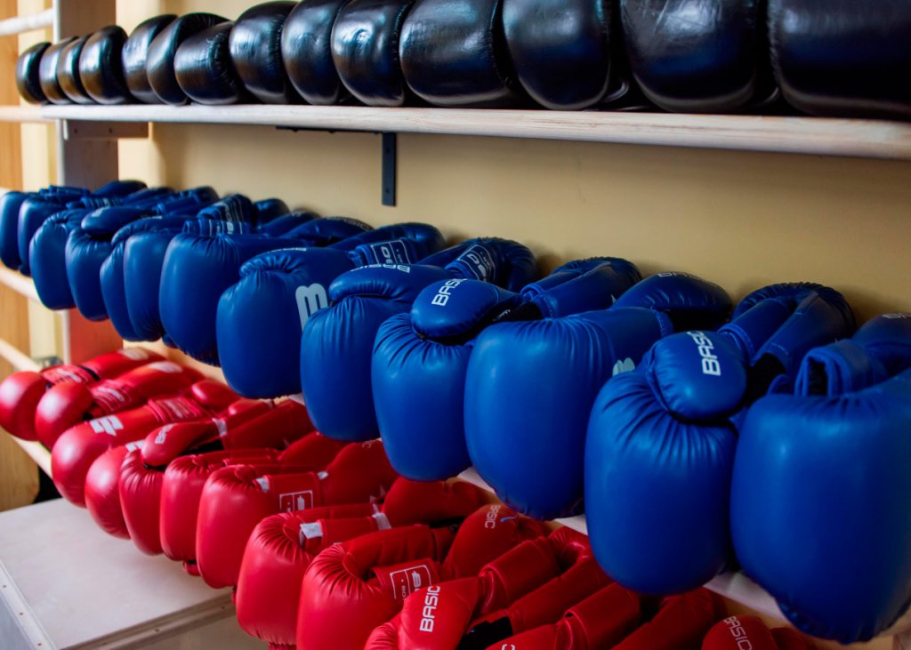 Горняки помогли открыть зал бокса в Кушве