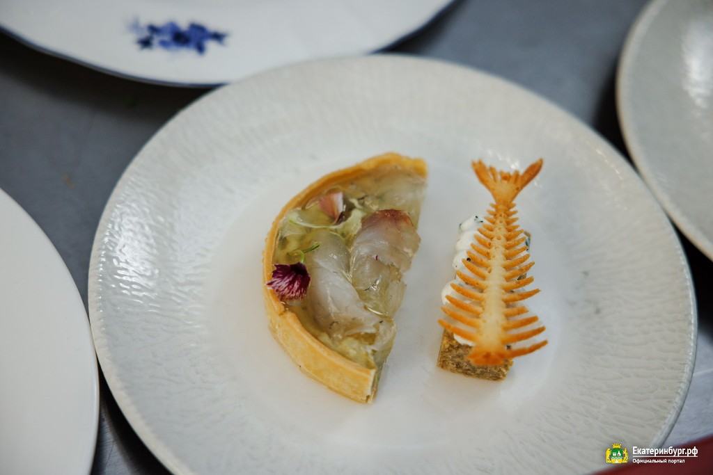 Более 700 шеф-поваров со всей страны съехались на уральскую «Кухню»