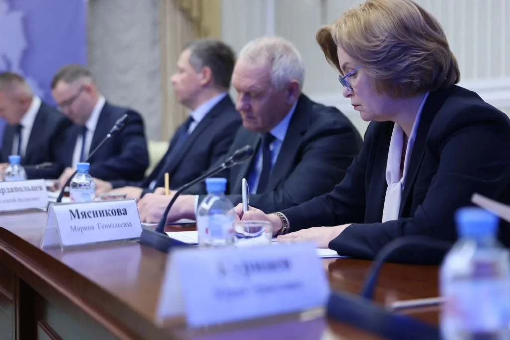 В уральском полпредстве обсудили проблему телефонных мошенников и киберпреступности