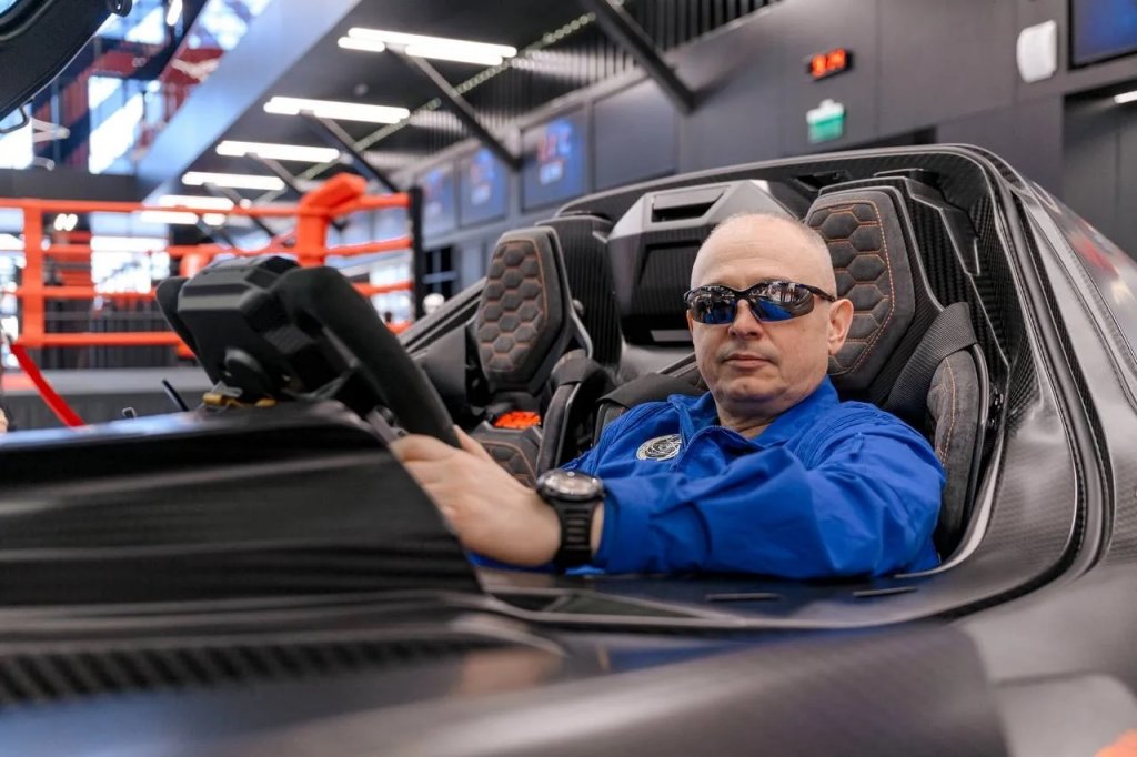 Космонавты приехали в Екатеринбург (ФОТО)