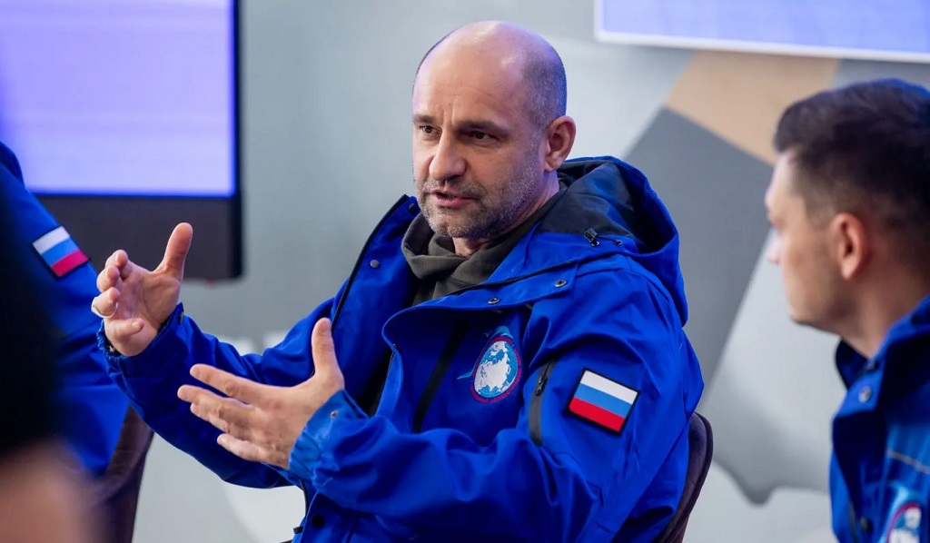 Уральские чиновники будут брать отпуска и волонтерить в прифронтовых территориях – Жога