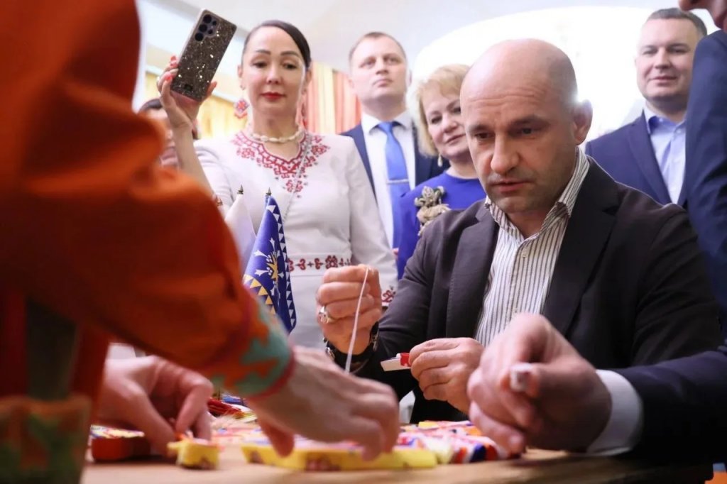 Уральский полпред поздравил малочисленные народы – в УрФО их живет более 160