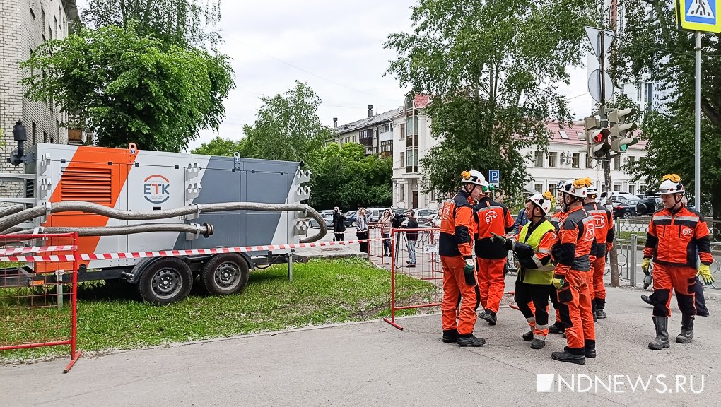 Энергетики показали, как проводят точечные опрессовки без отключения горячей воды (ФОТО, ВИДЕО)