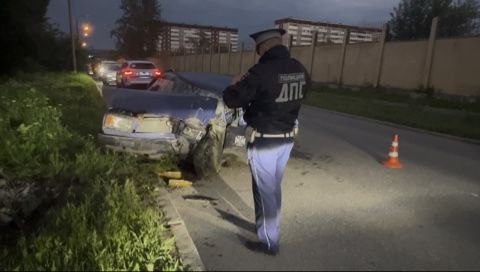 Подростки приехали из Бутки в Екатеринбург поступать в колледж и попали в ДТП