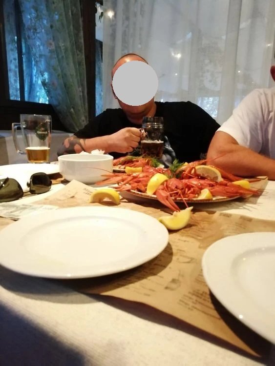 Что известно о бизнесмене, избившем уральского ученого