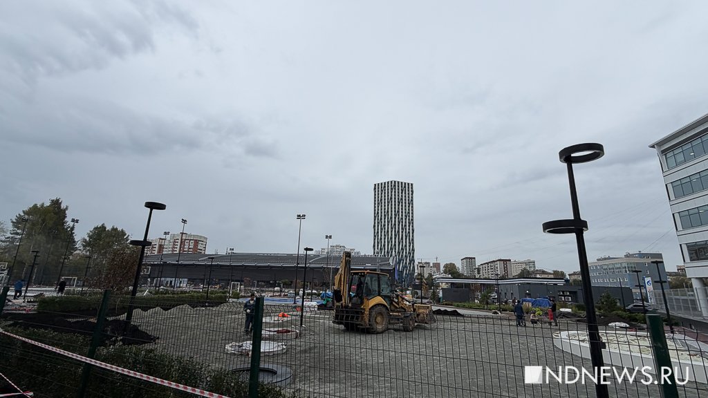 Новый парк у падел-арены освободили от забора (ФОТО)